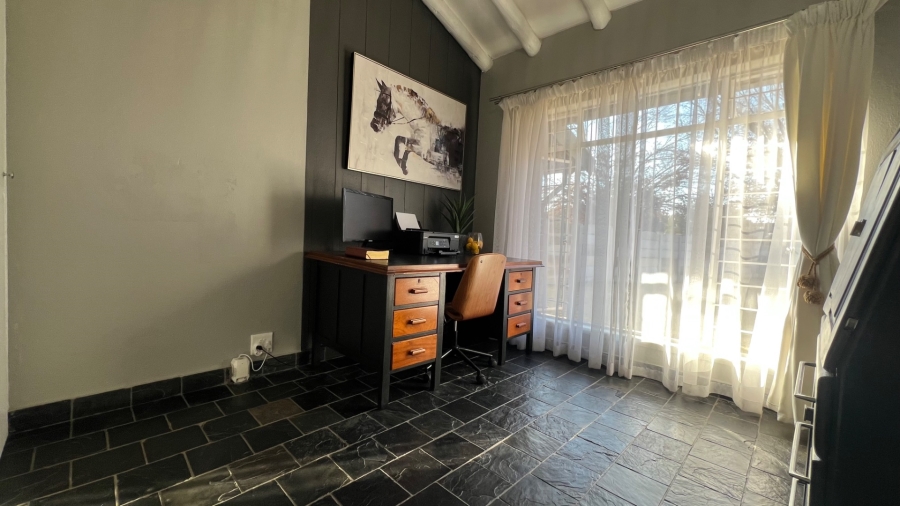 4 Bedroom Property for Sale in Vaalpark Free State